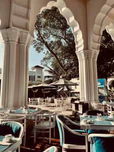 Restaurace v ubytování Monopoli Hotel Bukittinggi