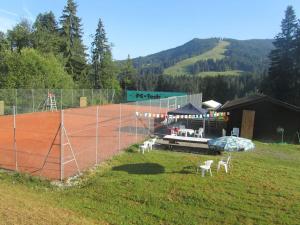 Galeriebild der Unterkunft Un spacieux et confortable châlet in Châtel-Saint-Denis