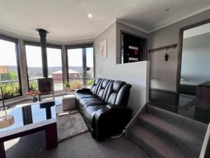 Fotografie z fotogalerie ubytování Charming modern well decor house Kingston, Hobart v destinaci Kingston