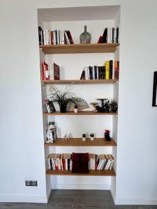Biblioteca en el departamento