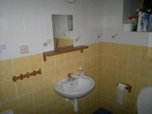A bathroom at Chalupa U Kurišky