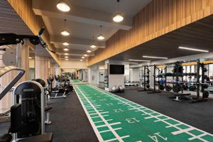 Fitness centrum a/nebo fitness zařízení v ubytování Mövenpick Hotel Jakarta City Centre