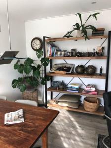 Φωτογραφία από το άλμπουμ του Leuk huis in Oldenzaal in een gezellige straat σε Oldenzaal