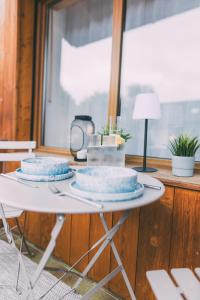 Gallery image of Zentrales Zimmer mit Bergblick in bewohnter Eigentumswohnung in Garmisch-Partenkirchen