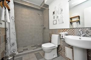 Koupelna v ubytování In City Hotel + 37 fotografií