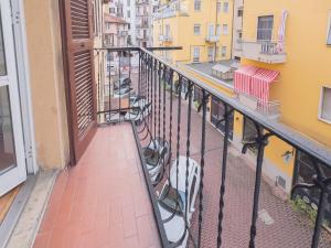 Balcone o terrazza di I Host Apartment - Orti 16 Scala D