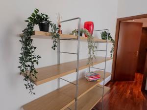 Foto dalla galleria di I Host Apartment - Orti 16 Scala D a Milano