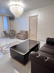 Louvre Luxury Collection Hotel的休息区