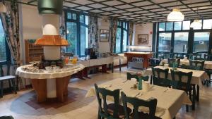 Restaurace v ubytování Abbázia Club Hotel Kék
