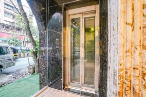 Fotografie z fotogalerie ubytování FabHotel Peralz - Nr Boriwali Station v Bombaji