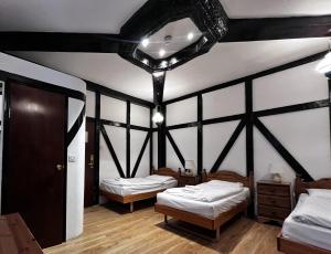 Postel nebo postele na pokoji v ubytování Dolphin Hotel + 37 fotografií