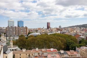 Γενική άποψη της πόλης Βαρκελώνη ή θέα της πόλης από  αυτό το διαμέρισμα +25 φωτογραφίες