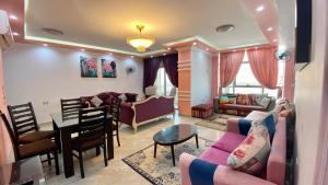 Posezení v ubytování aswan view 3 bedrooms