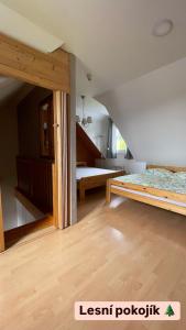 Galeriebild der Unterkunft Apartmán Horní Mísečky F11 - Horský svět in Horní Mísečky
