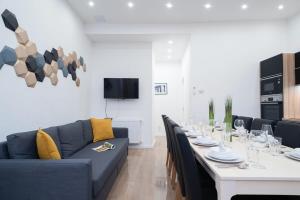 Stylish large apartment at super central location 1054 Budapest, Bajcsy-Zsilinszky út 58 kép - 2
