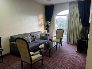 Posezení v ubytování Addar Hotel