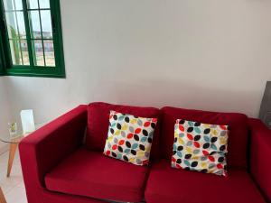 A seating area at Cotillo Lagoons Apartment