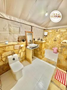 Koupelna v ubytování Venture Desert Camp Jaisalmer