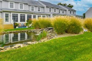 Zahrada ubytování 2 Mi to Rehoboth Beach Home with Sunroom!