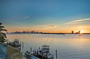 Naturlandskabet i nærheden af villaen