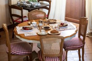 Toit of the bed and breakfast aladel või selle läheduses
