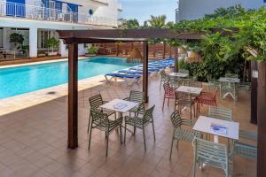 Πισίνα στο ή κοντά στο Hotel Sorrabona +49 φωτογραφίες
