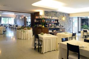 Restaurace v ubytování Hotel Bassetto