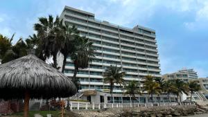 Gallery image of Torre Marina 7B cómodo depar frente al mar in La Libertad