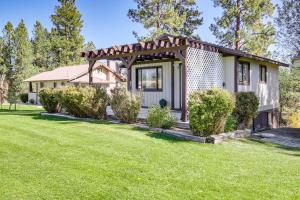 Κήπος έξω από το Mtn-View Stevensville Cottage Hike, Fish, Explore