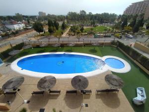 Bazén v ubytování Edificio Costa Azahar II nebo v jeho okolí