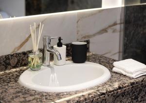 迪拜Luxury Beachfront 2Bd Apt, Shams, JBR的相册照片