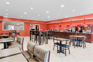 Restaurace v ubytování Best Western Plus - Magee Inn & Suites