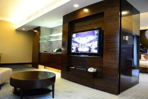 Uma televisão e/ou sistema de entretenimento em Harbour Grand Hong Kong