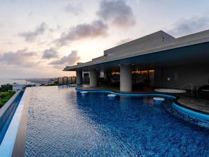 Πισίνα στο ή κοντά στο Glamday Style Okinawa Yomitan Hotel & Resort