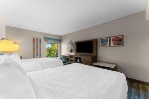 Postel nebo postele na pokoji v ubytování Hampton Inn Stroudsburg Poconos