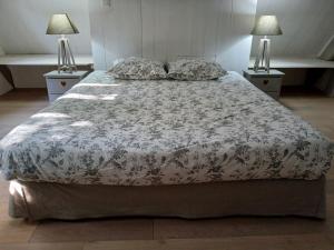 Fotografie z fotogalerie ubytování Bergerie en forêt v destinaci Allons