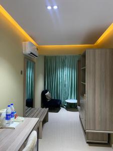 Postel nebo postele na pokoji v ubytování Lala's Boutique Hotel