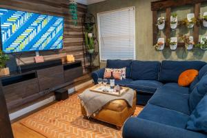 Χώρος καθιστικού στο SanDiego Insider's Coastal Bliss and Urban Wonders