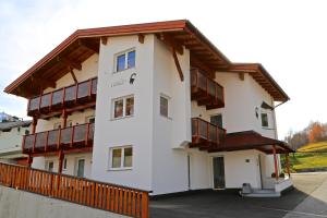 Budova, v ktorej sa apartmán nachádza