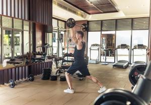 Fitness centrum a/nebo fitness zařízení v ubytování Vietsovpetro Ho Tram Beach Resort & Spa