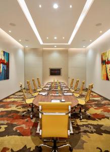 Konferenční prostory v ubytování Vivanta Pune, Hinjawadi + 25 fotografií