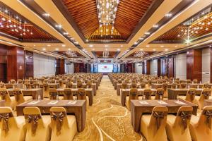 Konferenční prostory v ubytování Vietsovpetro Ho Tram Beach Resort & Spa + 37 fotografií