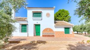 Το κτήριο όπου στεγάζεται  η παραθεριστική κατοικία