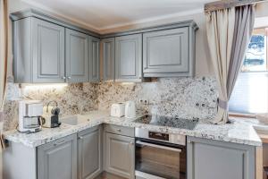 Kuchnia lub aneks kuchenny w obiekcie Design Apartment Villa Anna Kitzbühel