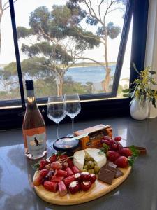 Nápoje v ubytování Essence Kangaroo Island - Tiny home American River