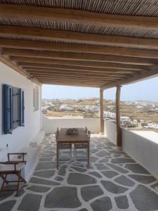 Μπαλκόνι ή βεράντα στο Myconian Sunset Apartments