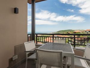 En balkon eller terrasse på Zimbali Suites 601