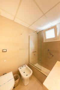 Le Batiment Apartments的一间浴室