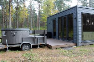 Fotografie z fotogalerie ubytování Minimaja saunaga vaatega männimetsale v destinaci Syytme