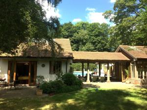 Bygningen som feriehuset ligger i